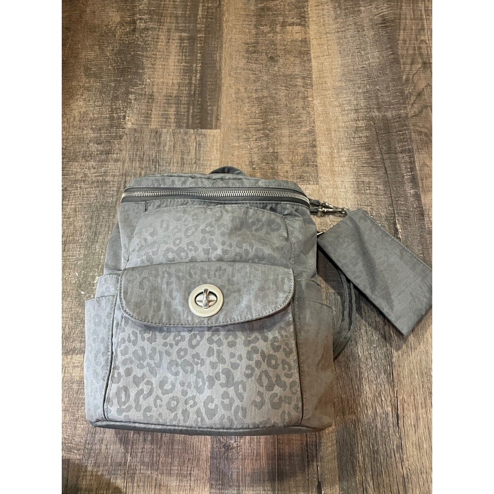 Baggallini Leopard Print Backpack Gray Convertible Strap Matching Pouch